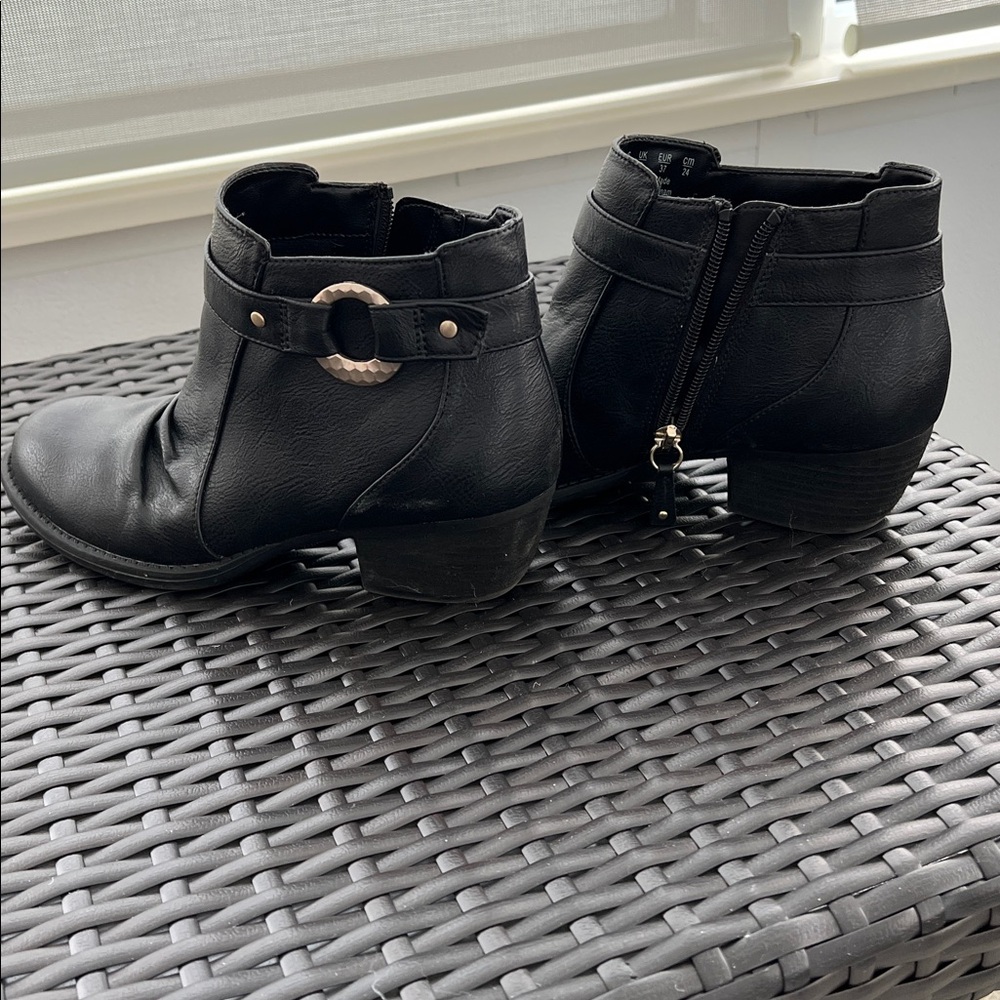 Dr Scholl’s Black Leather Ankle Boots - Picture 2 of 5